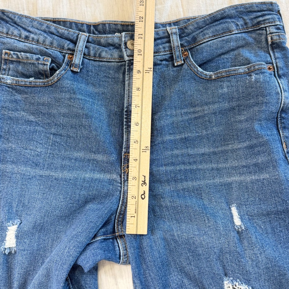 Old Navy Women's 12 Blue OG Straight High Rise Distressed Raw Hem Jeans - Picture 10 of 14